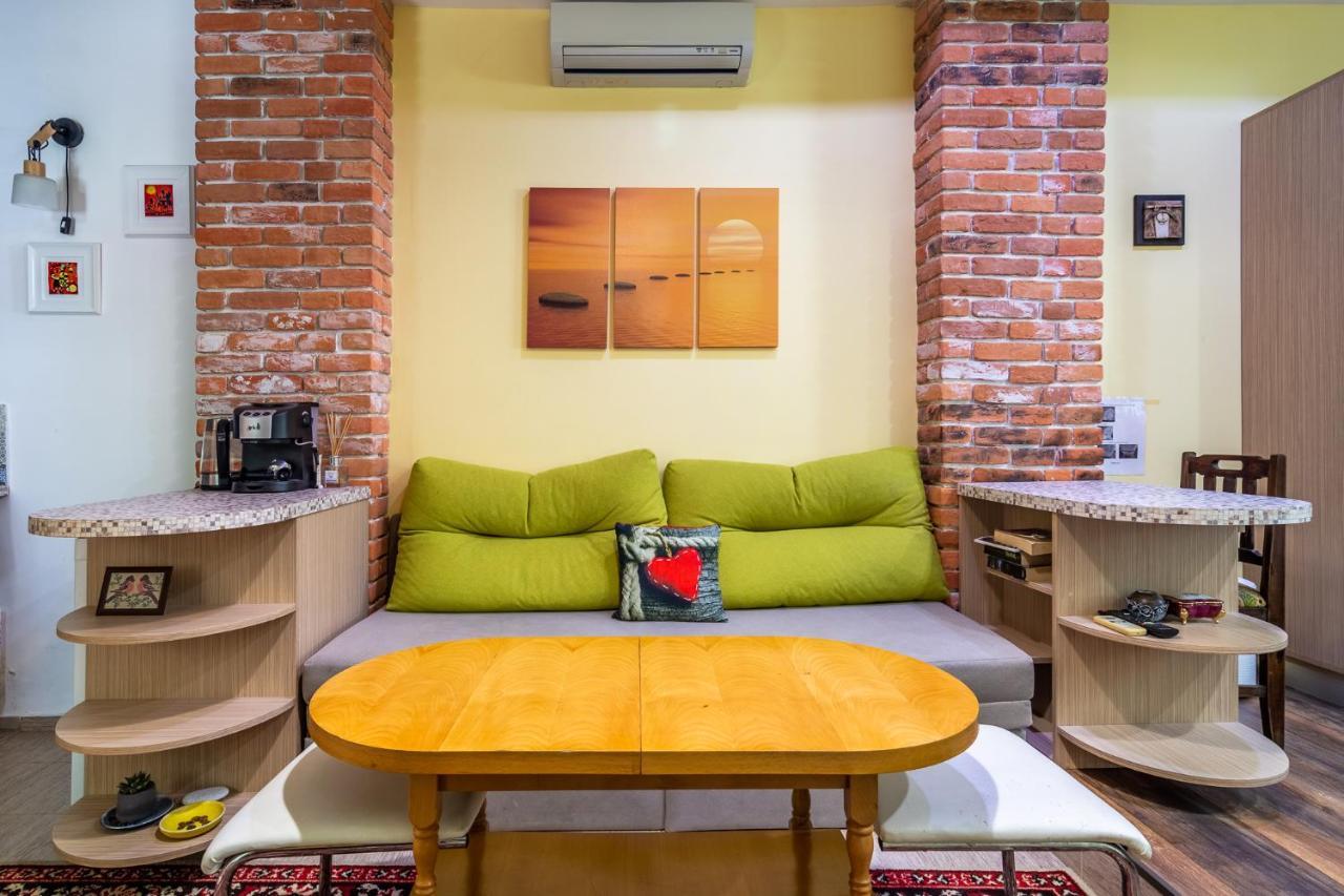 Barcelona Colorful Central Studio W Green Backyard София Экстерьер фото